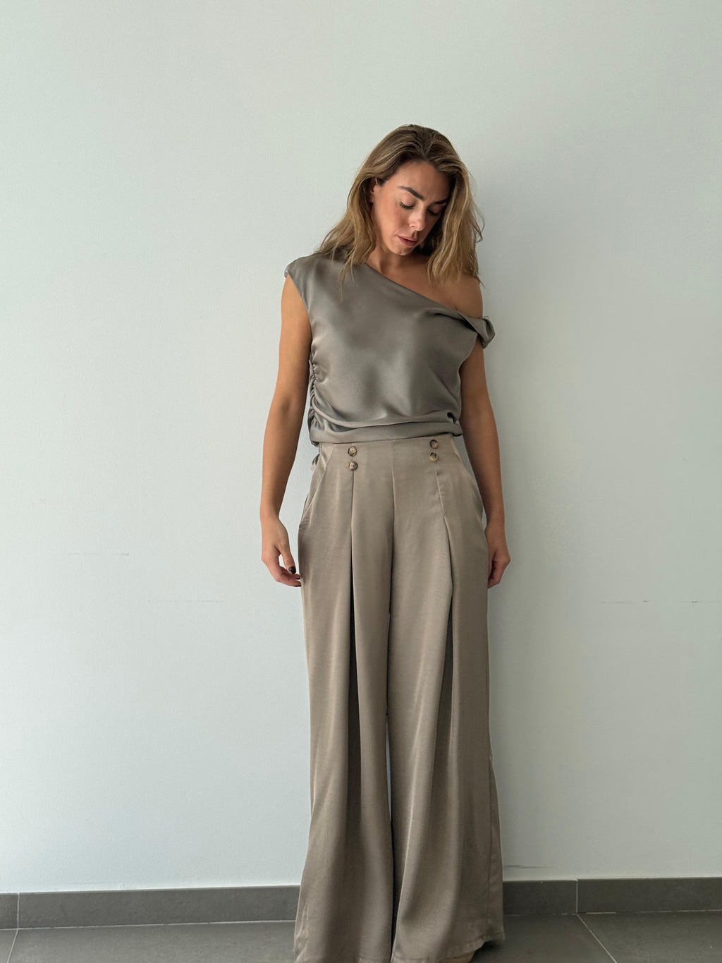 TOP ANDREA PLOMO