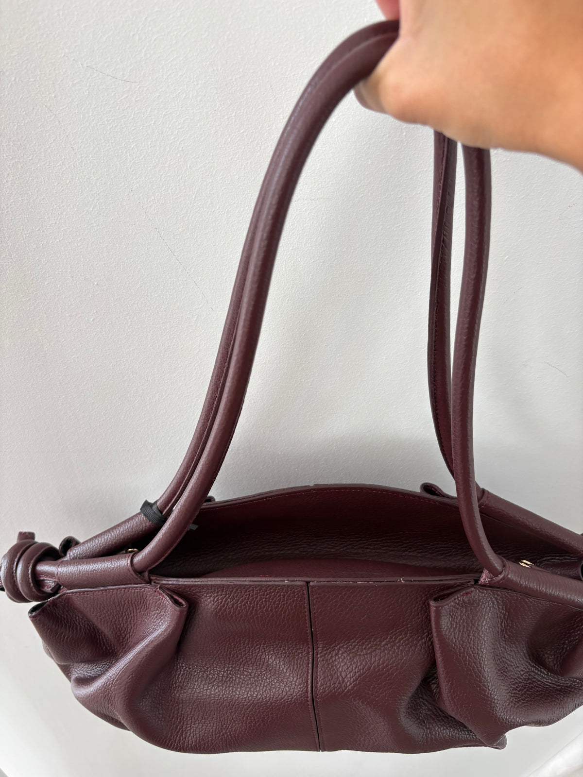 BOLSO OLIVA VINO