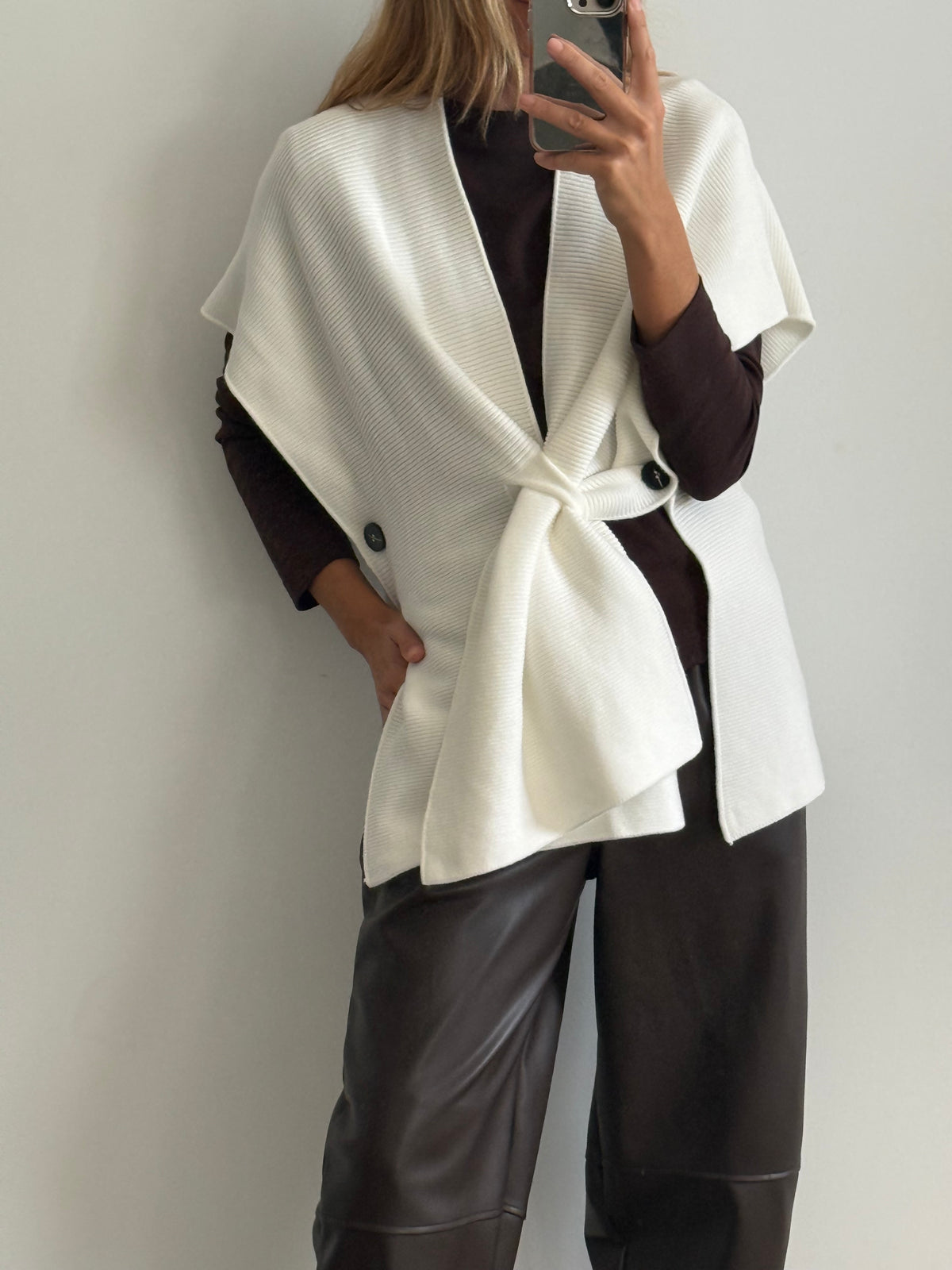 CAPA LEANDRA BLANCA