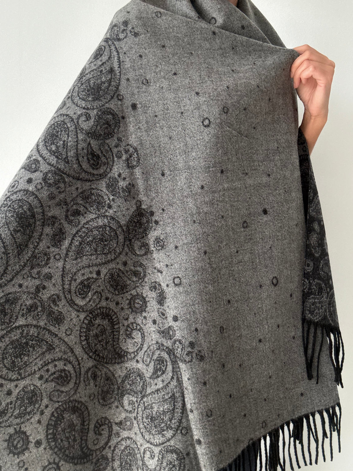 FOULARD ASTRAL GRIS OSCURO