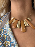 COLLAR AMARTE MOSTAZA