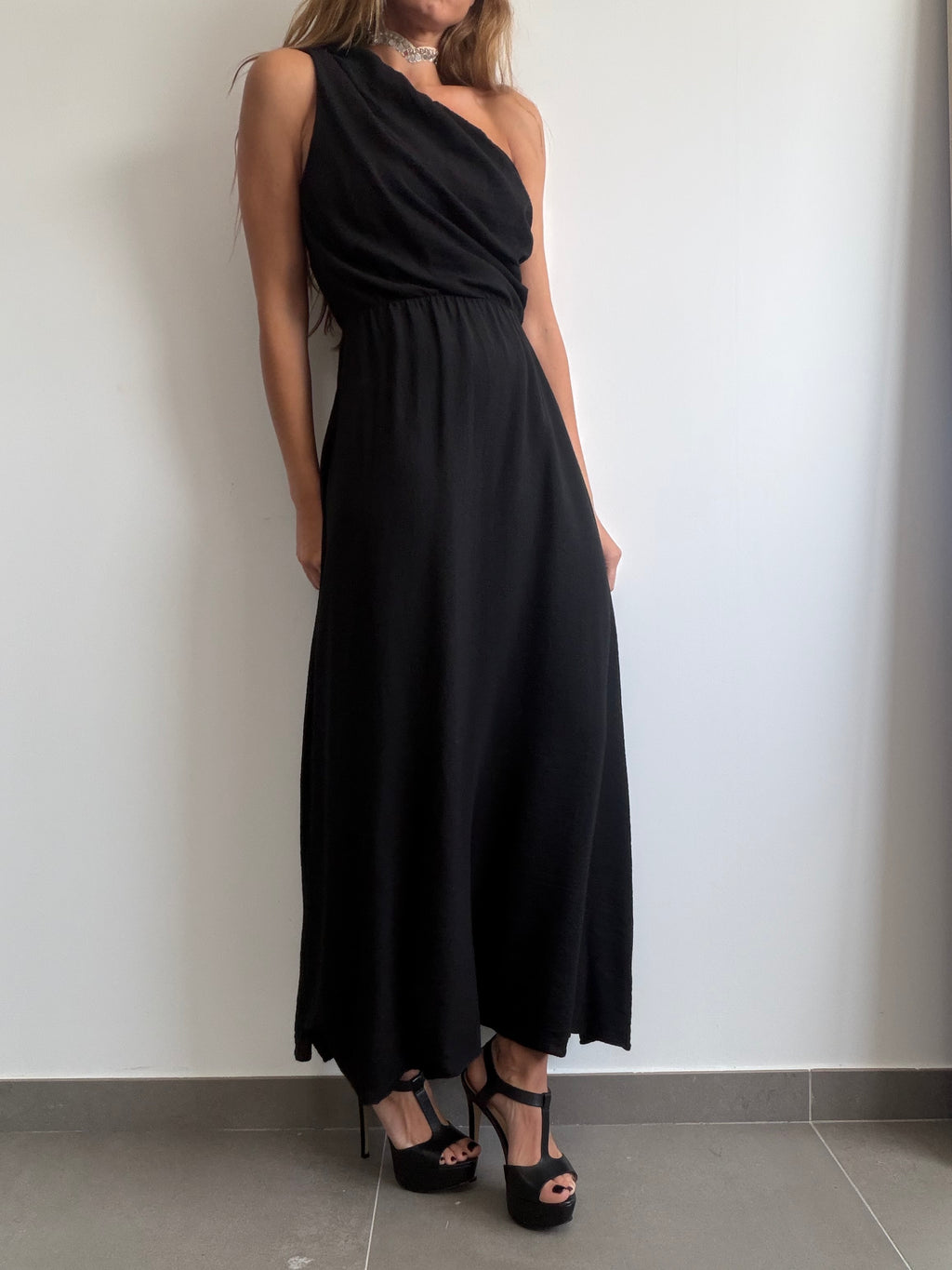 VESTIDO NYX NEGRO
