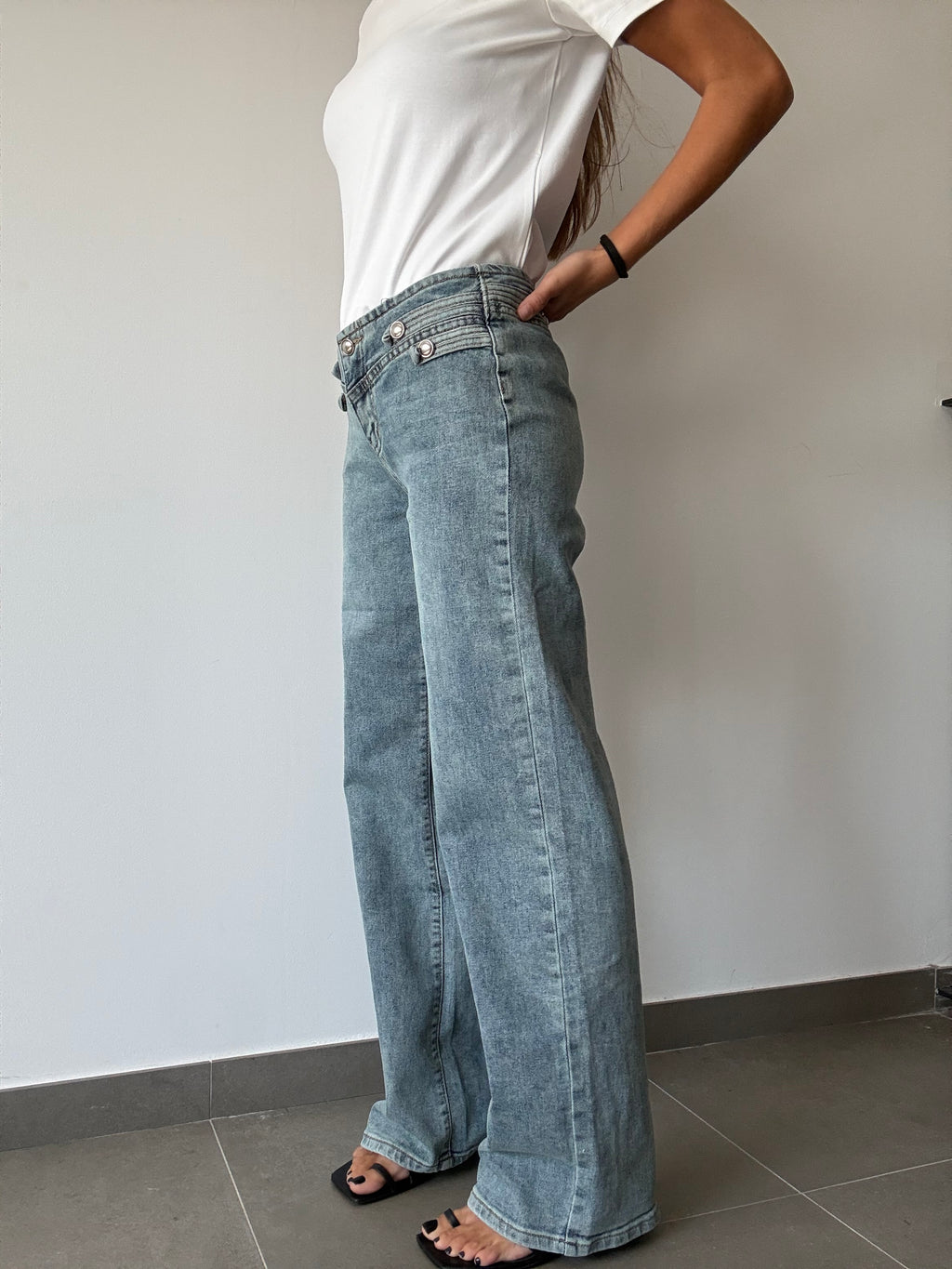 PANTALÓN CORTEA