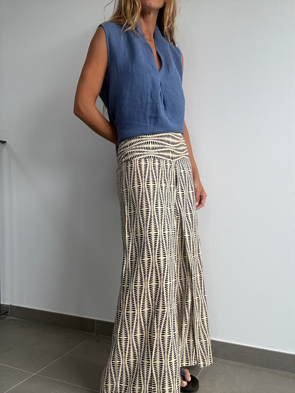 PANTALÓN RODAS BEIGE/NEGRO