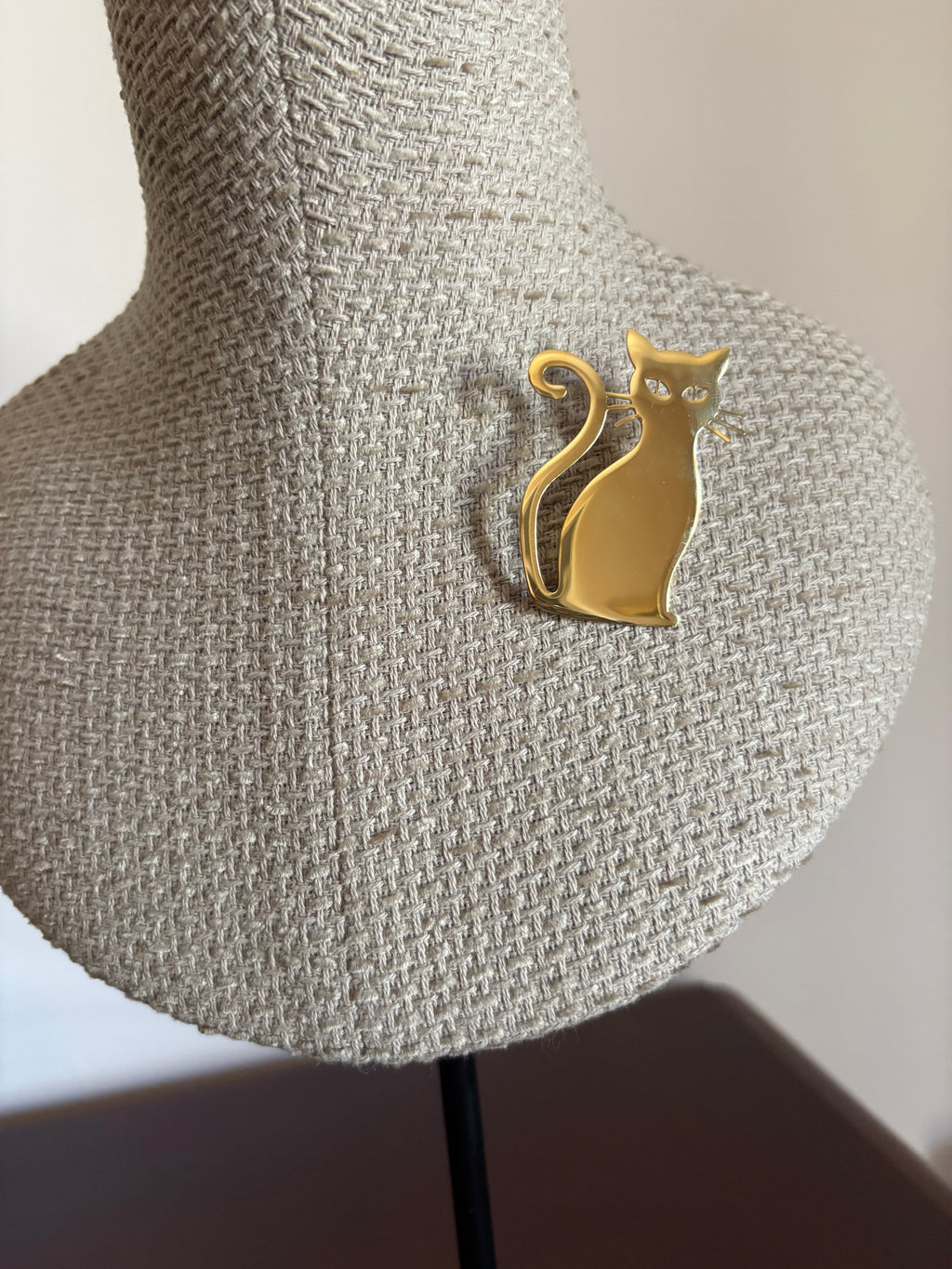 BROCHE GATO DORADO