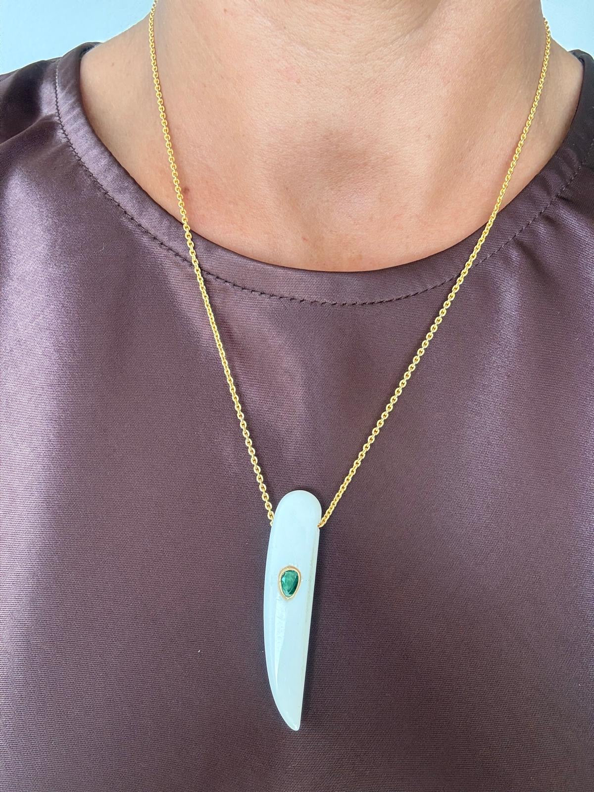 COLLAR PUNZA BLANCO-VERDE