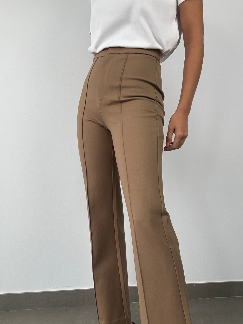 PANTALÓN AVELIA CAMEL