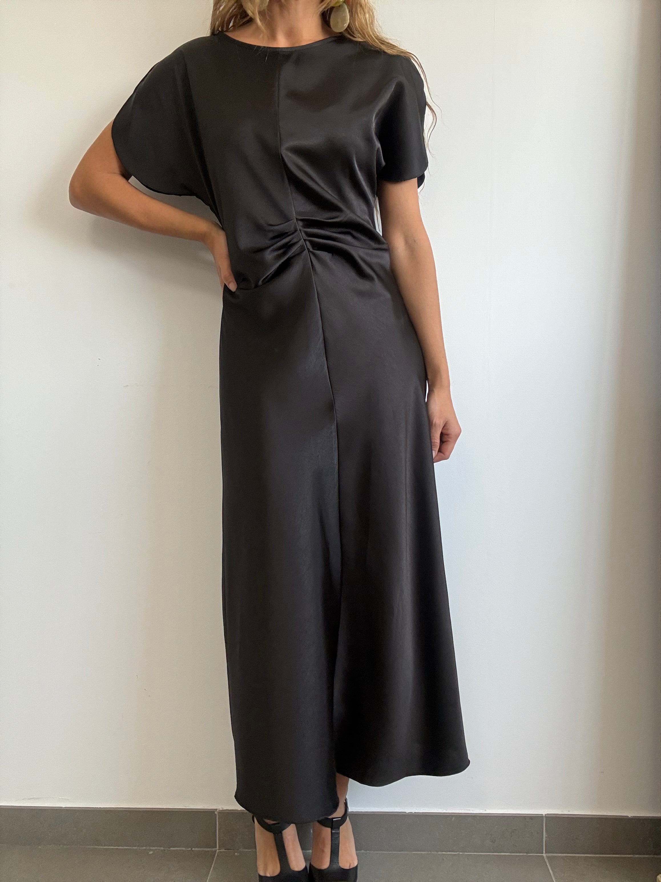 VESTIDO VICTORIA NEGRO
