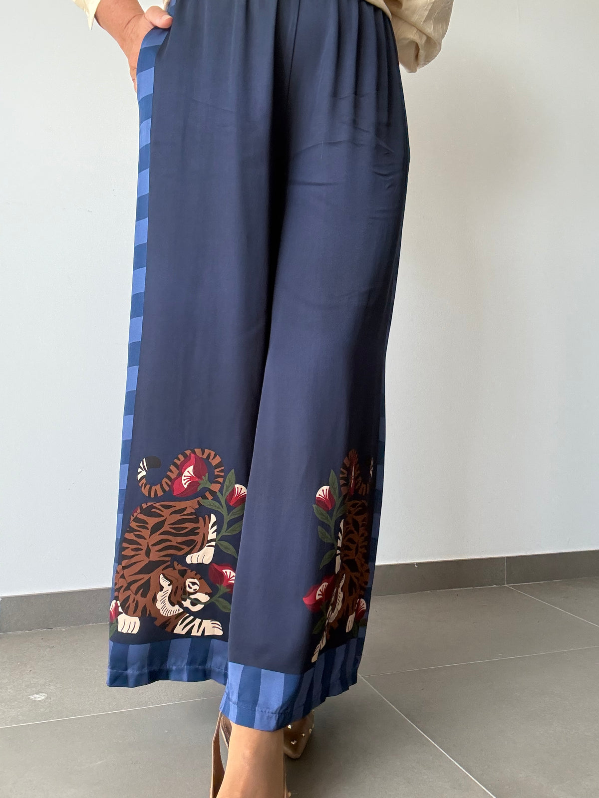 PANTALÓN SABLE AZUL