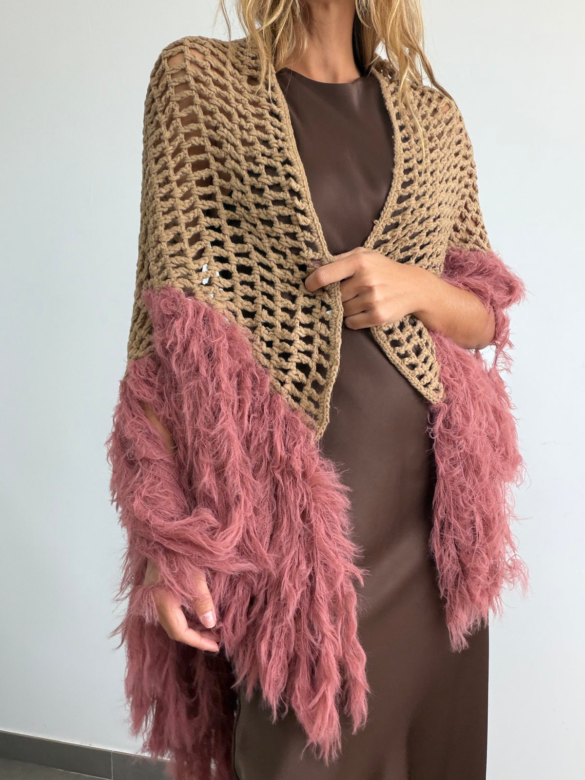TOCA PLUMAS  CAMEL-ROSA