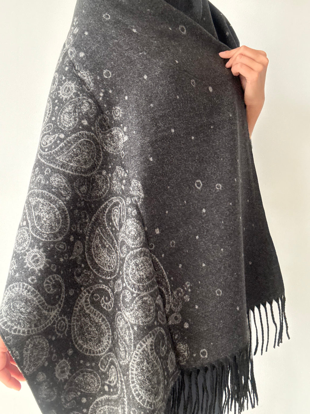 FOULARD ASTRAL GRIS OSCURO