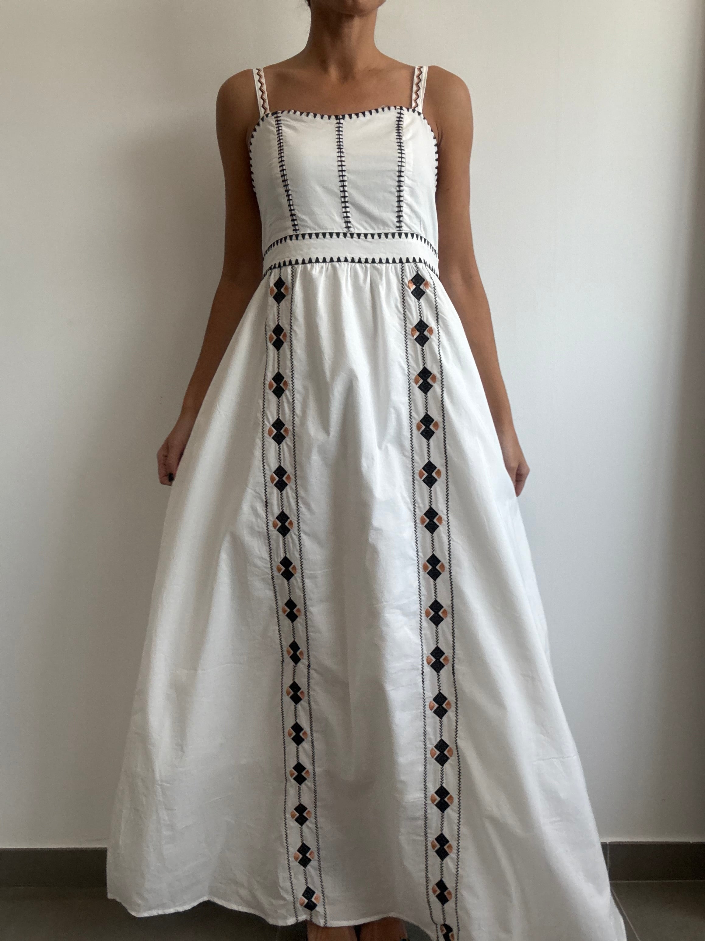 VESTIDO COMO