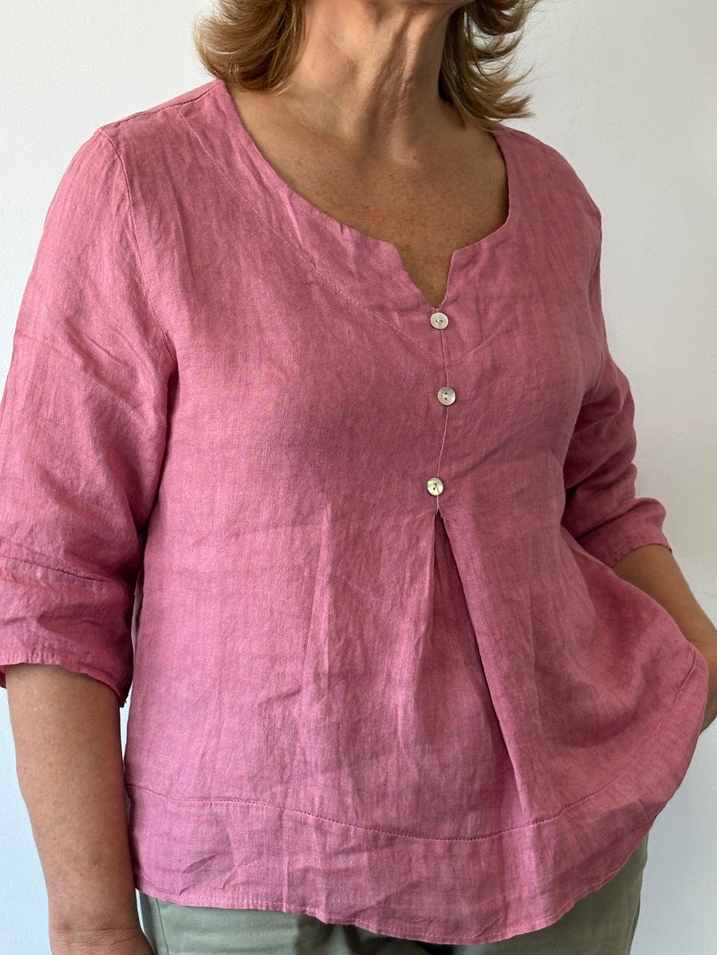 BLUSA LEÓN ROSA MAQUILLAJE