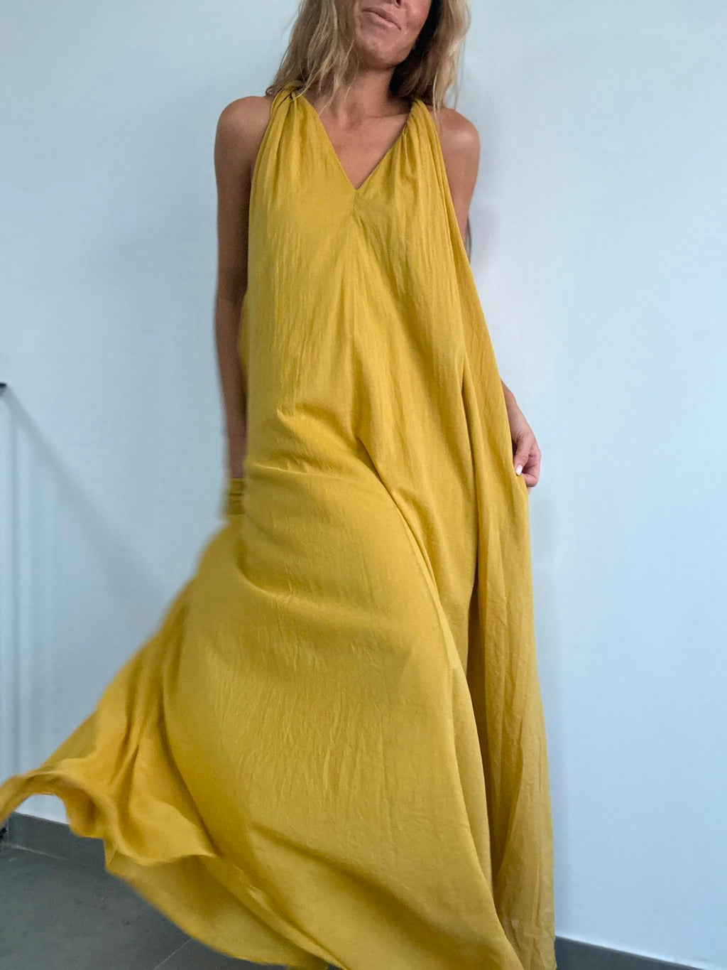 VESTIDO OYAMBRE MOSTAZA