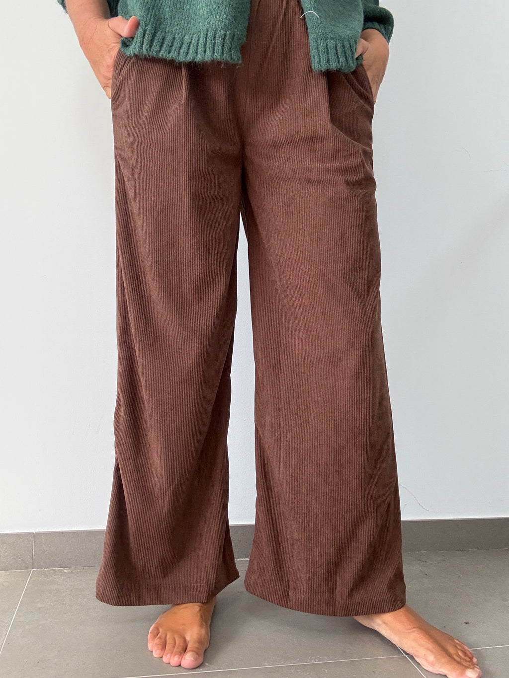 PANTALÓN MIKONO CHOCOLATE