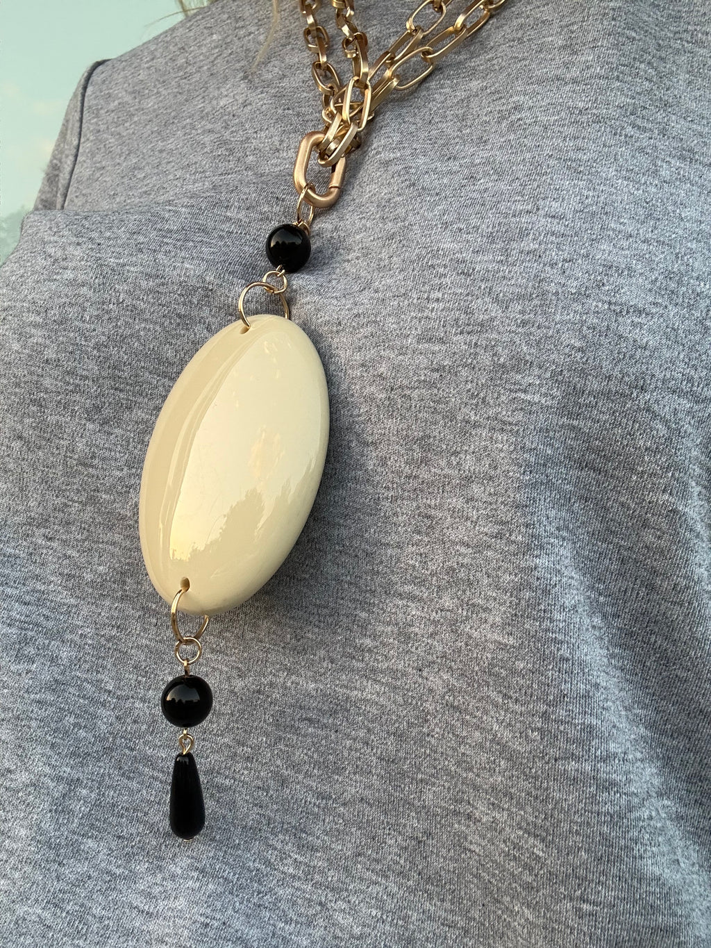 COLLAR ÓVALO MARFIL