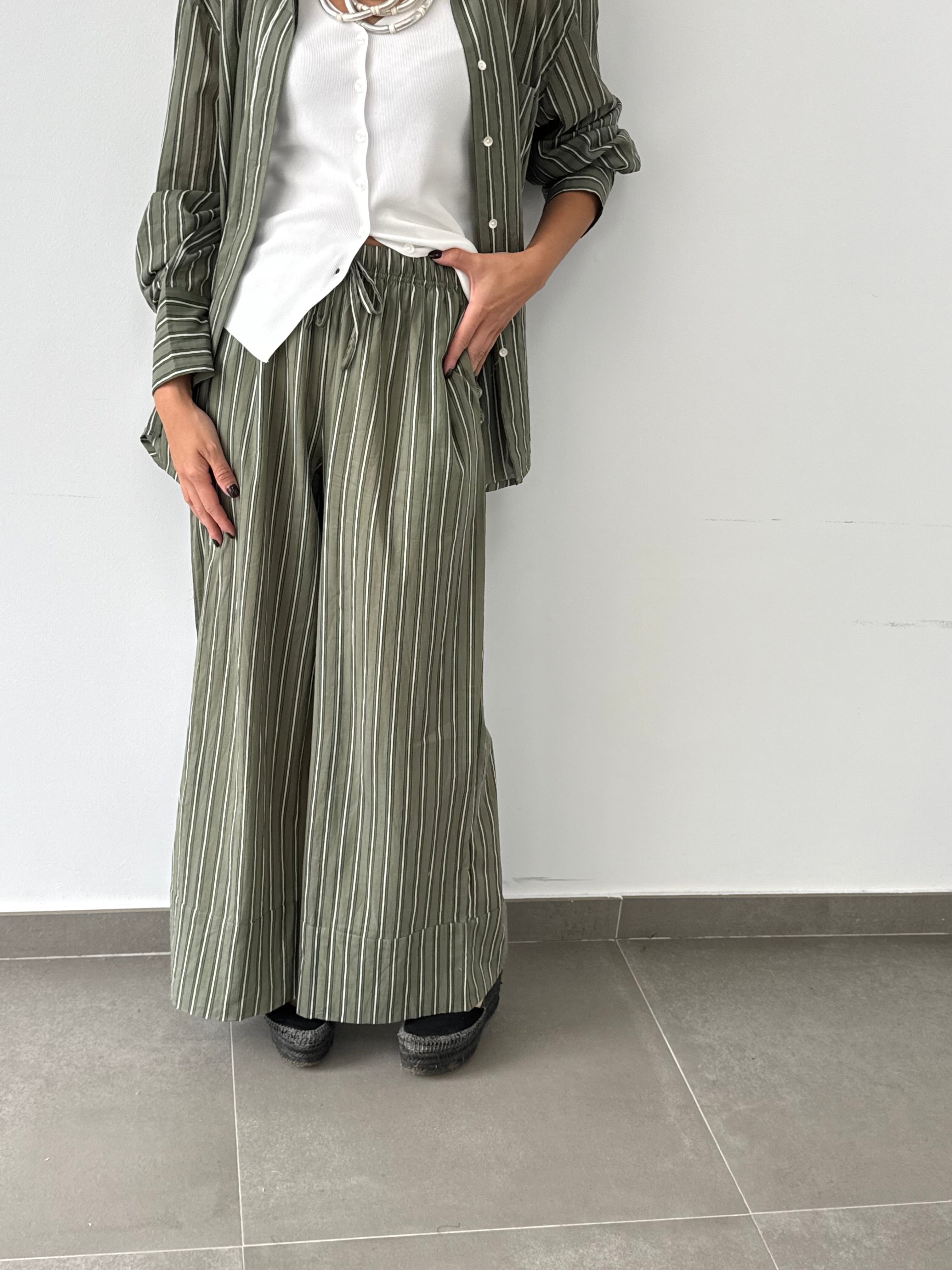 PANTALÓN FREYA VERDE