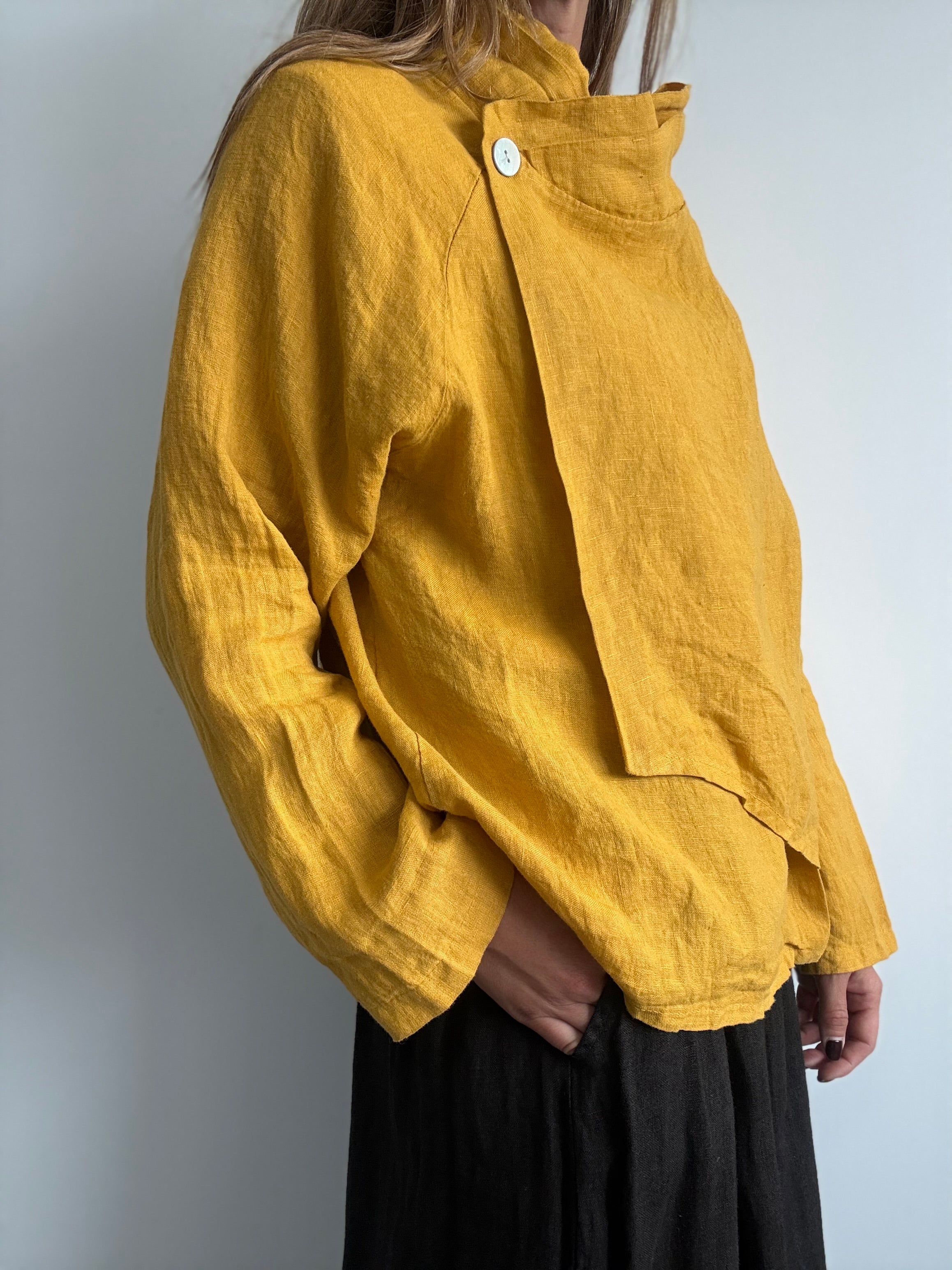 CHAQUETA KAI MOSTAZA