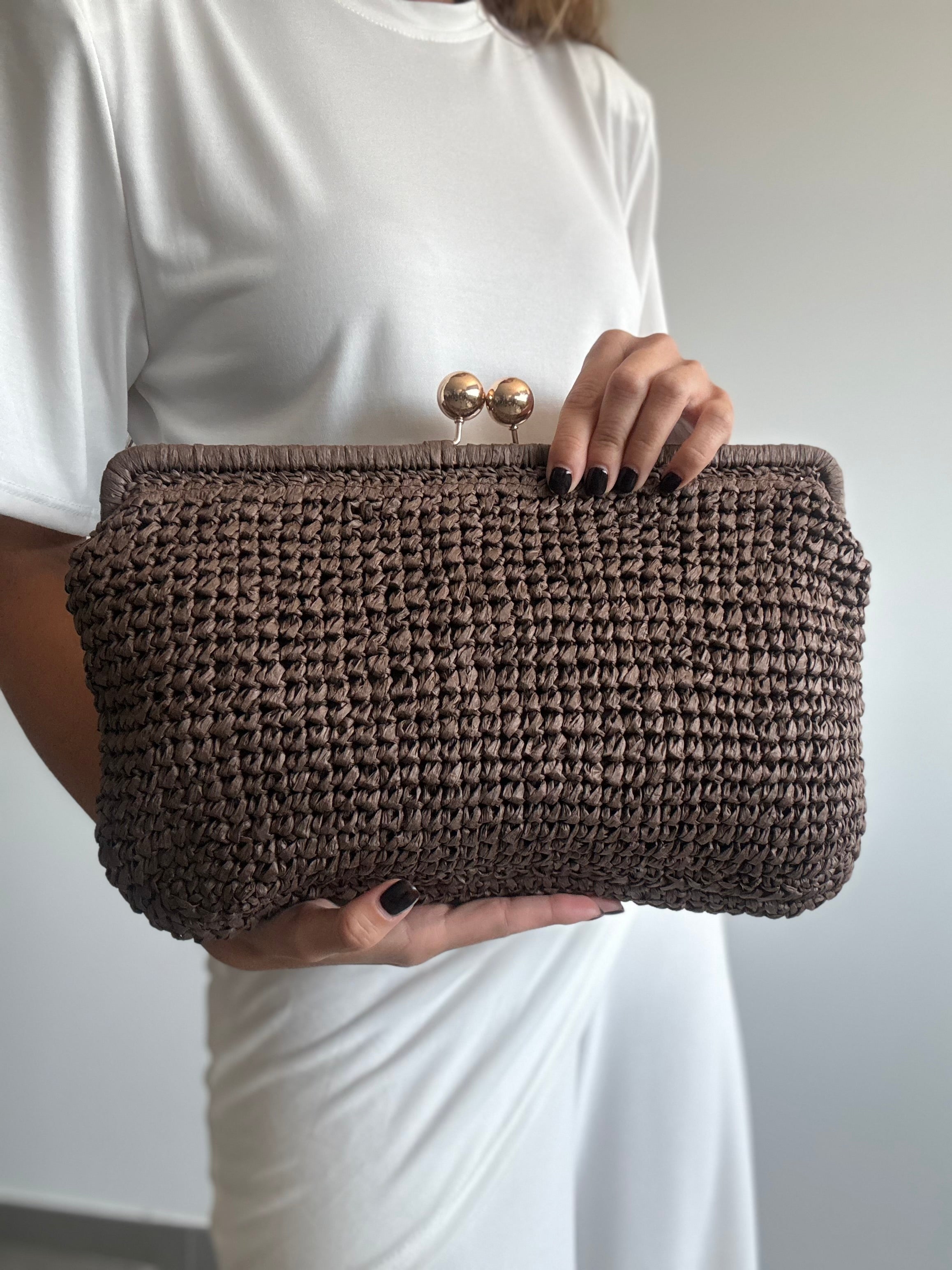 BOLSO MAXI RAFIA MARRÓN OSCURO
