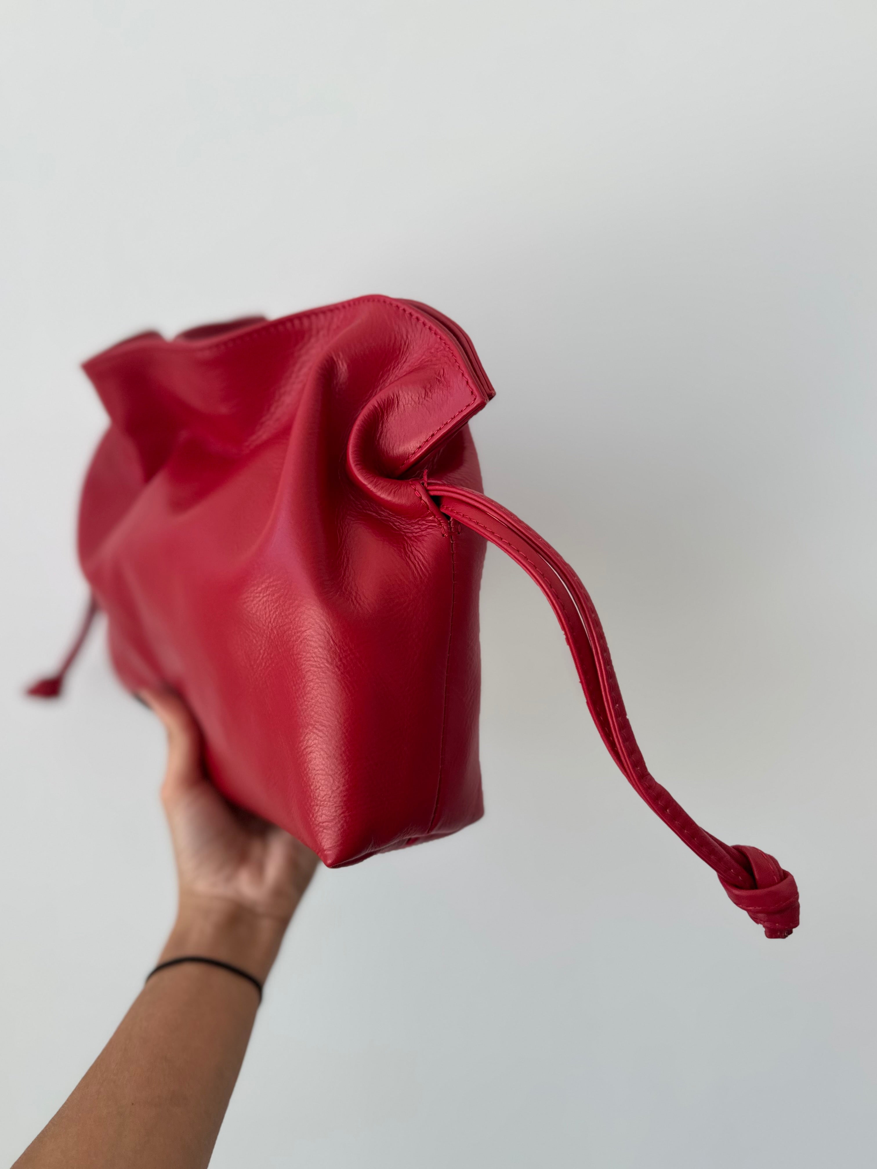 BOLSO PIEL NUDO ROJO