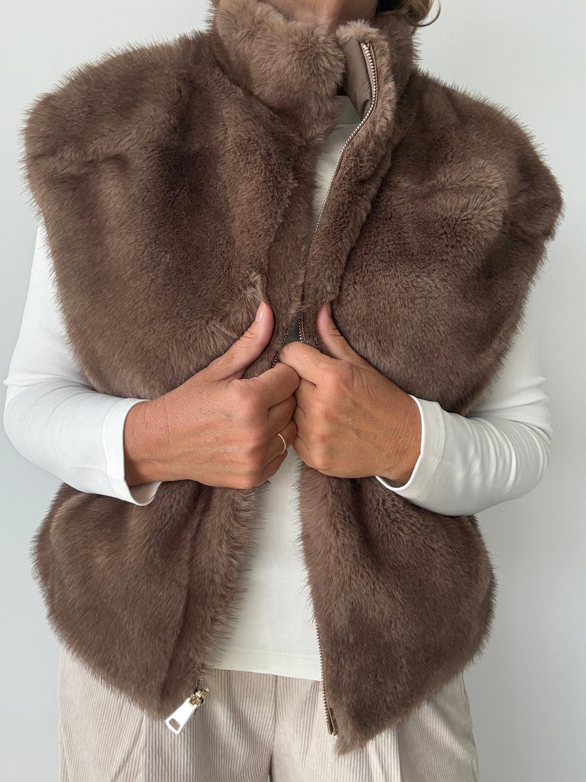 CHALECO EDER BEIGE