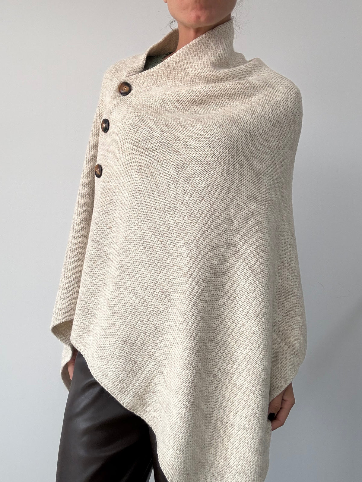 PONCHO ULA MARFIL