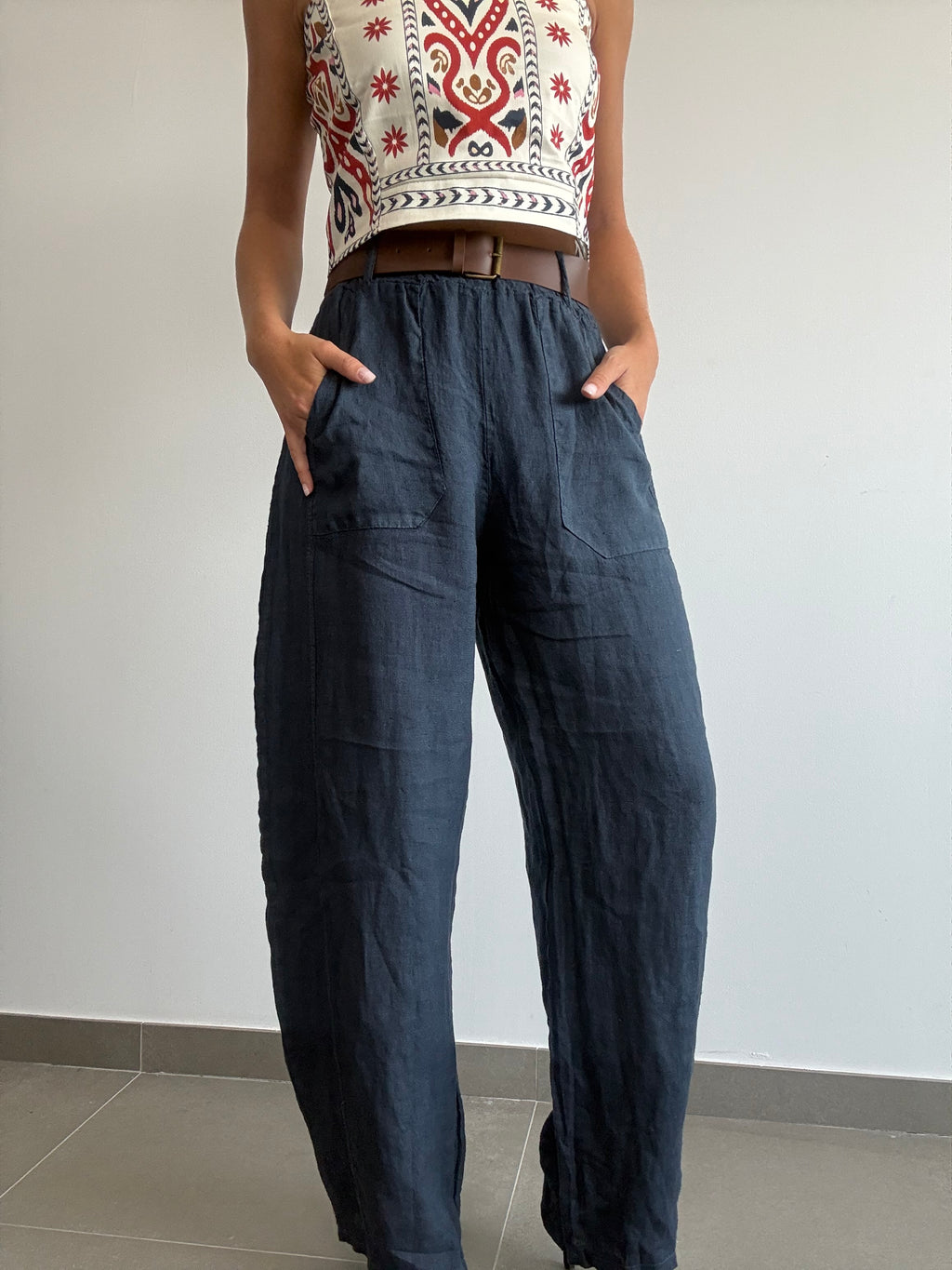 PANTALÓN LINO CINTURÓN AZUL