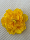 BROCHE AMANCIA AMARILLO