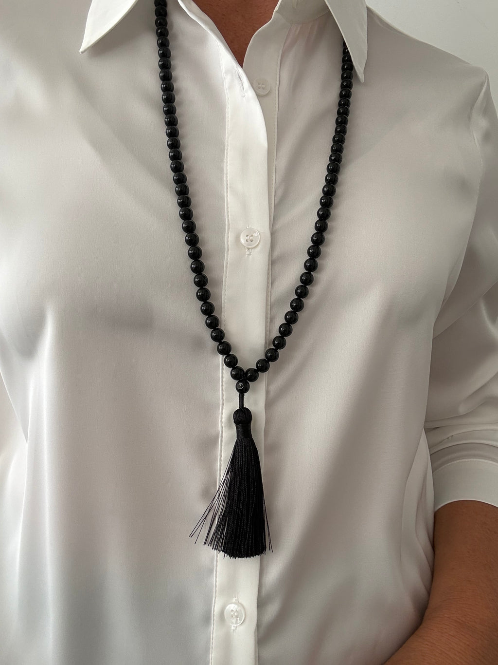 COLLAR TOSARIO NEGRO