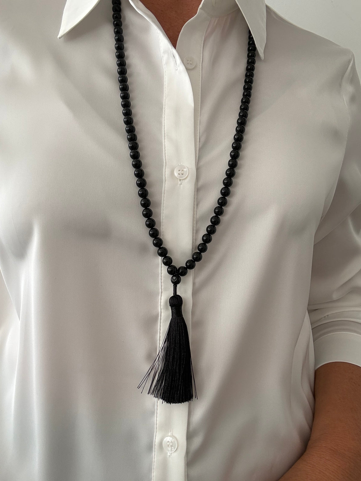 COLLAR TOSARIO NEGRO