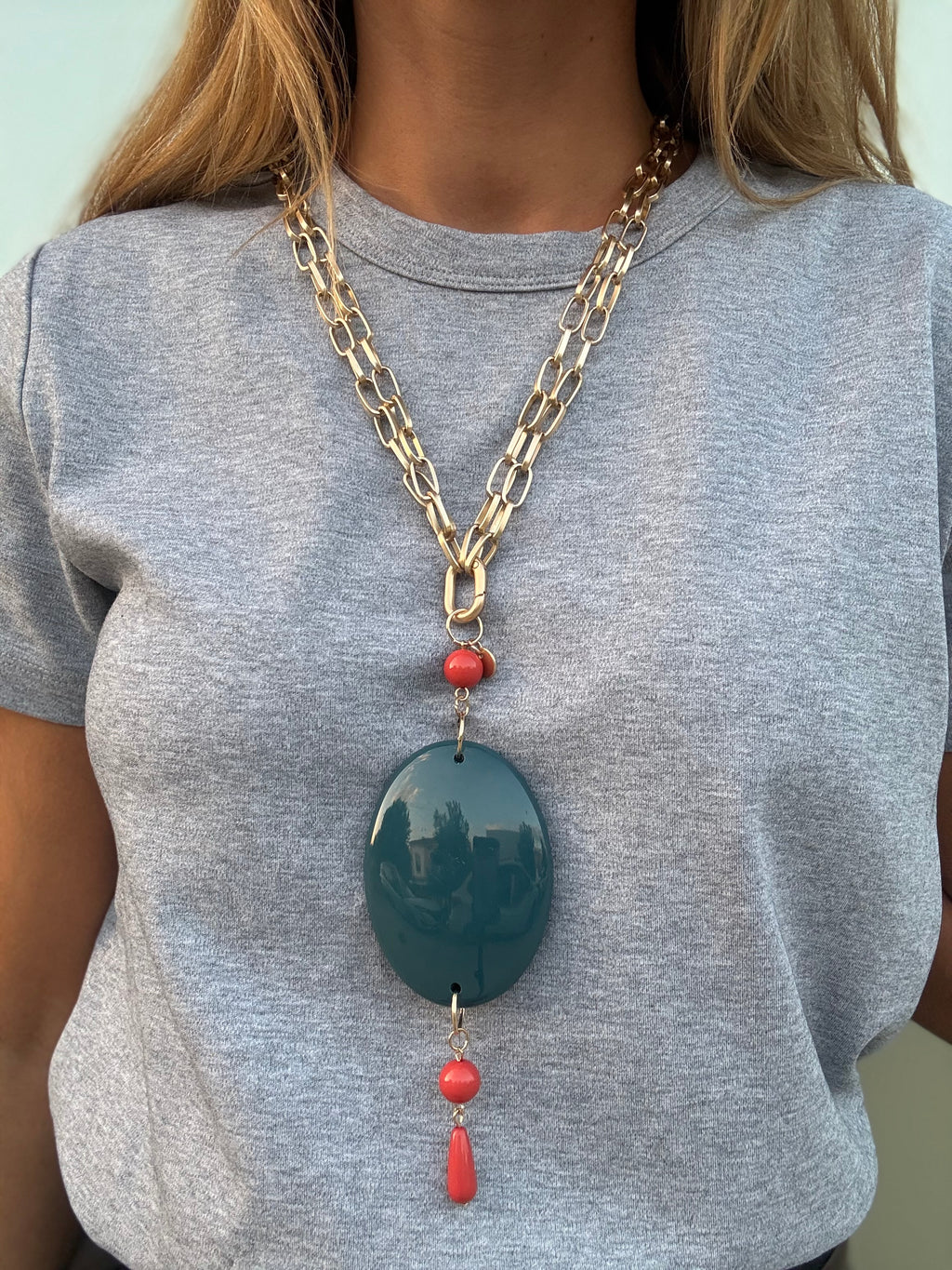 COLLAR ÓVALO AZUL DUCADO