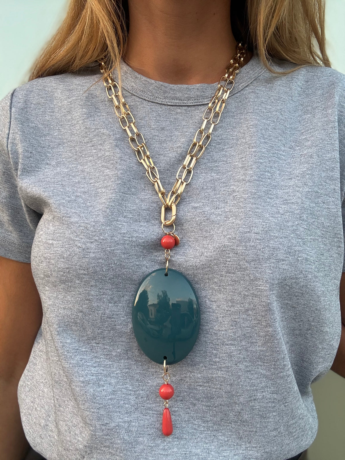 COLLAR ÓVALO AZUL DUCADO