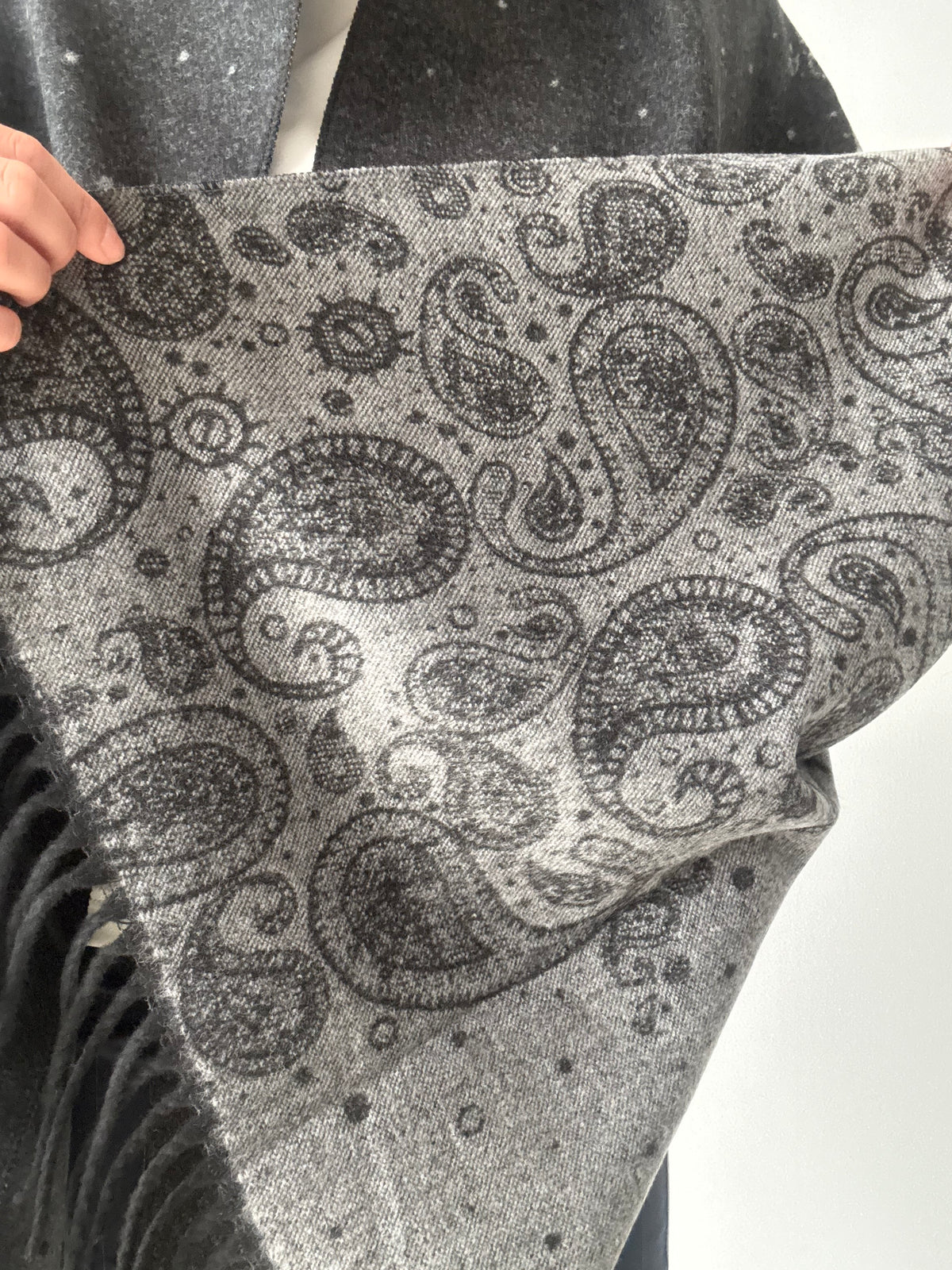 FOULARD ASTRAL GRIS OSCURO
