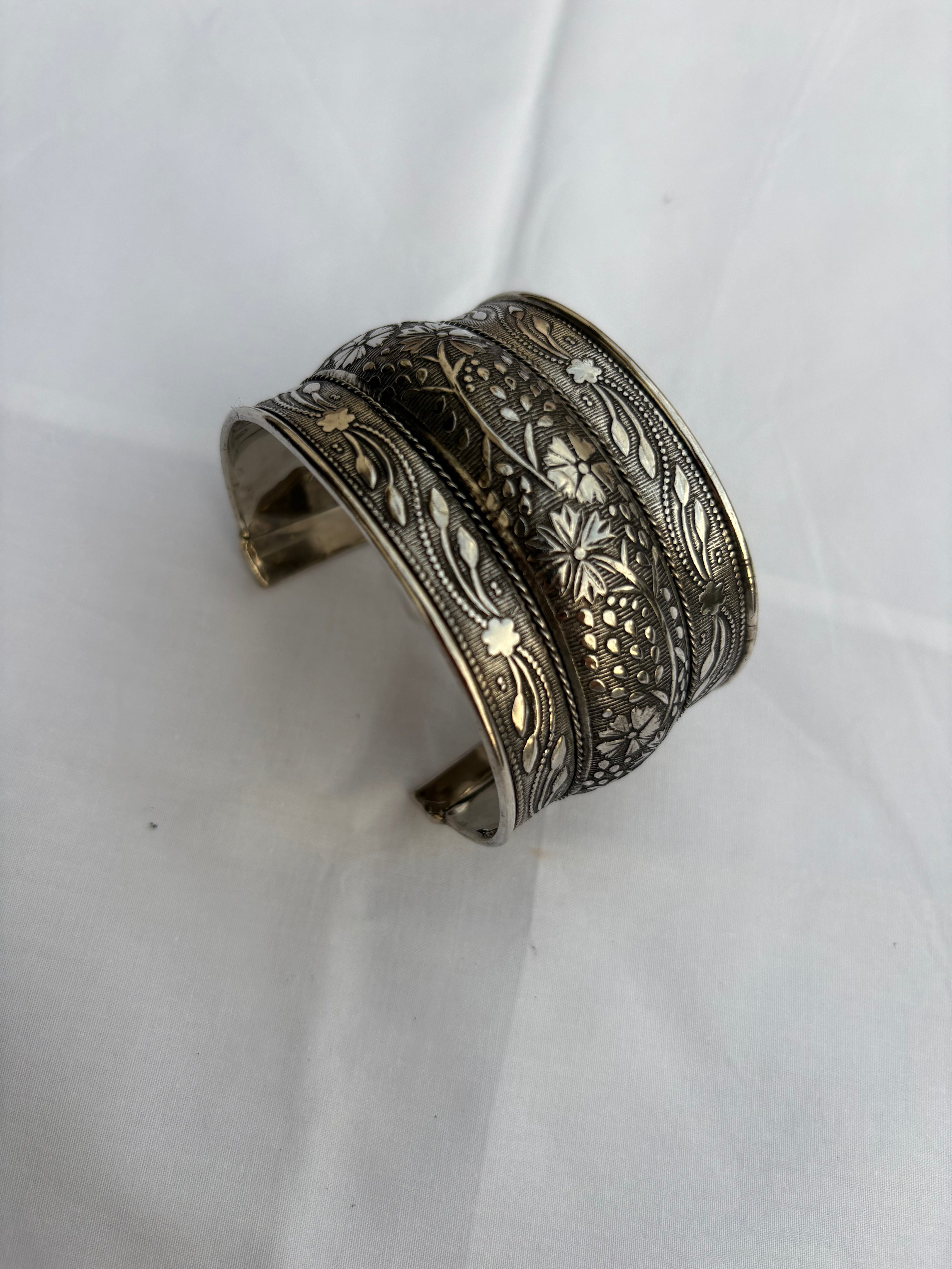 PULSERA INDIA PLATEADA
