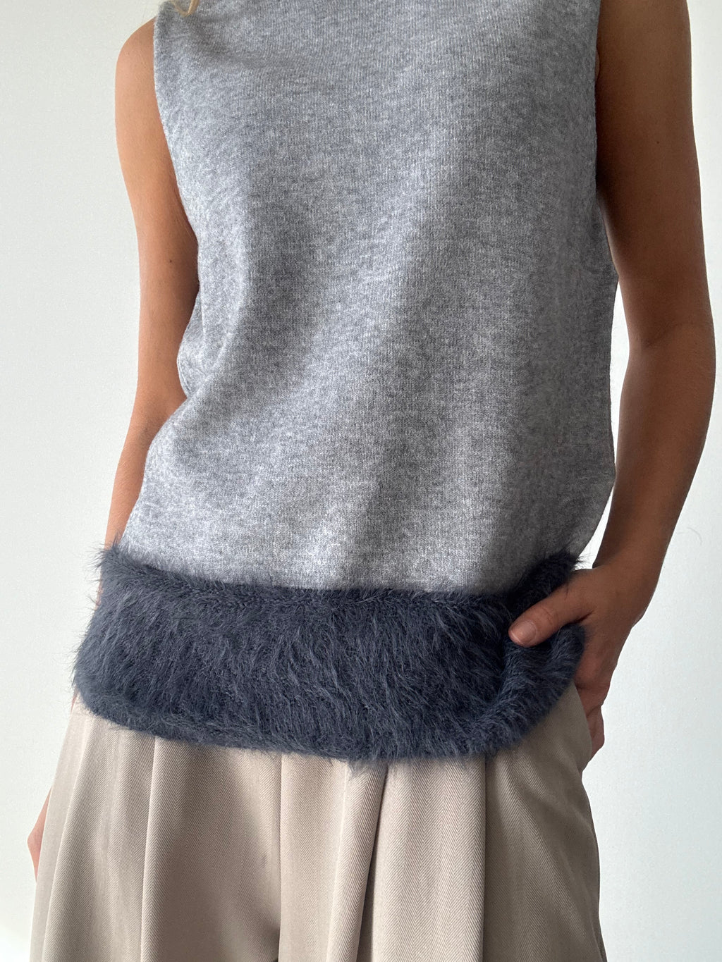 CHALECO ENELDO GRIS