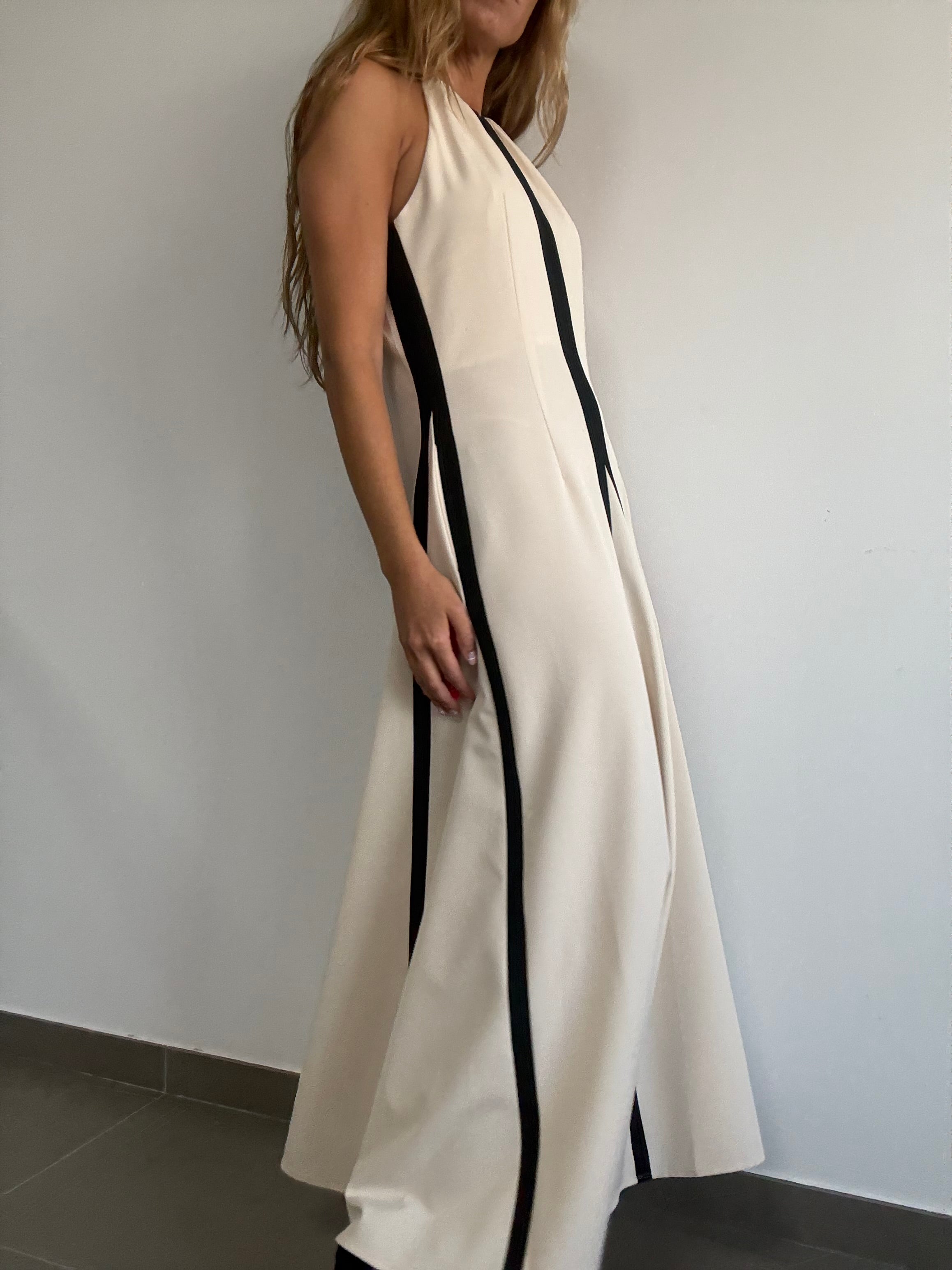 VESTIDO RUMIKA
