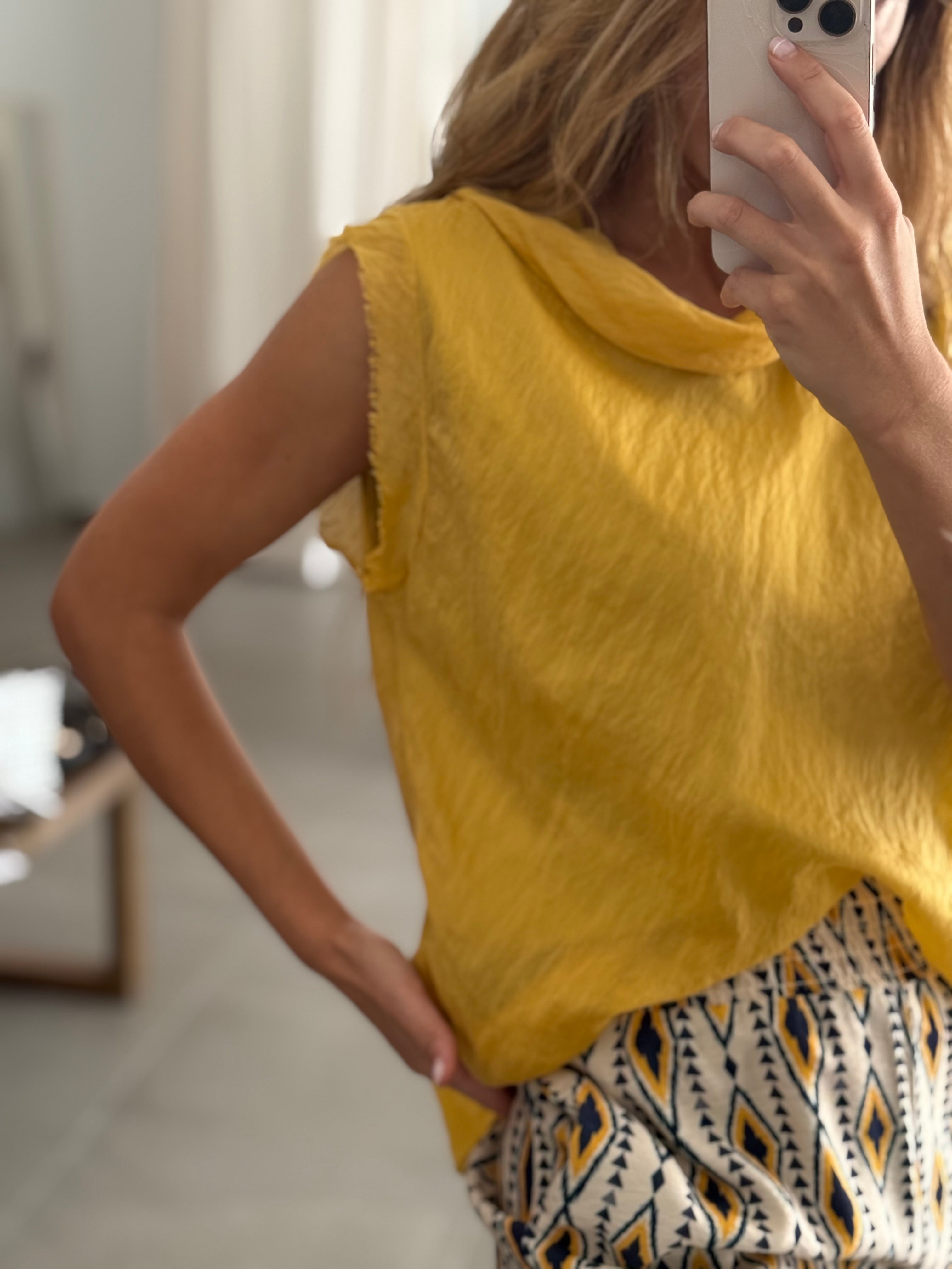 BLUSA CARANDE MOSTAZA