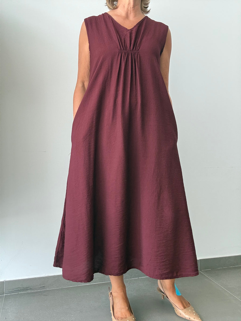 VESTIDO FRUNCIDO BURDEOS