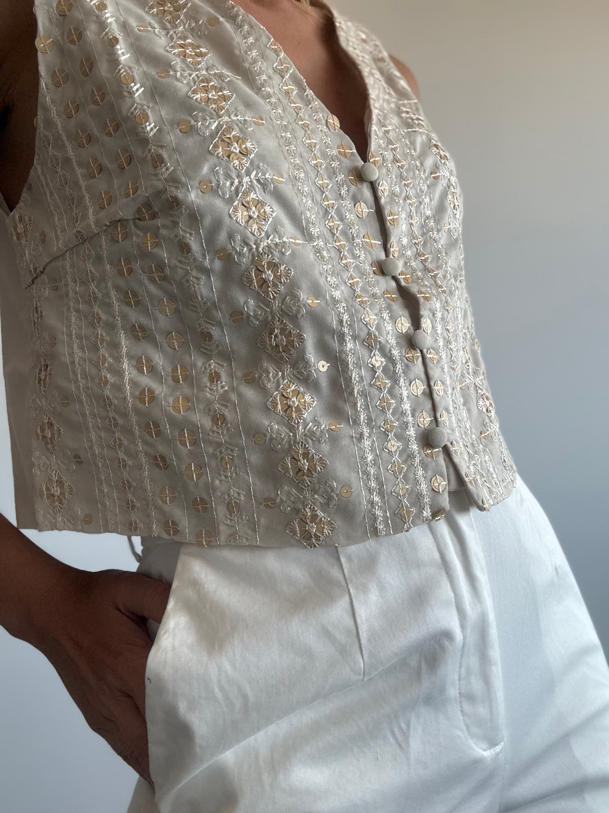 CHALECO SIRMIONE BEIGE