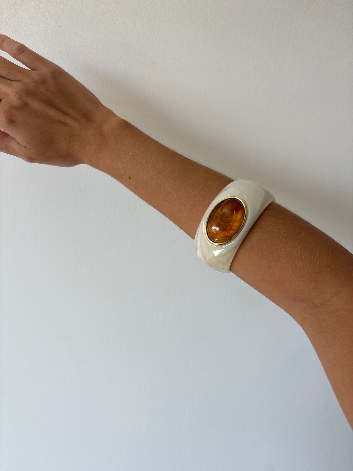 PULSERA JULIA BEIGE