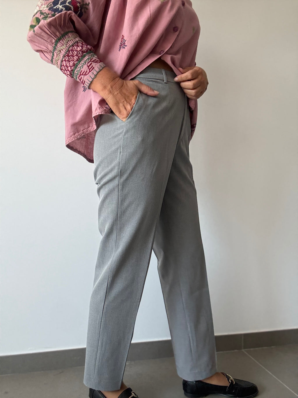 PANTALÓN NICONE GRIS