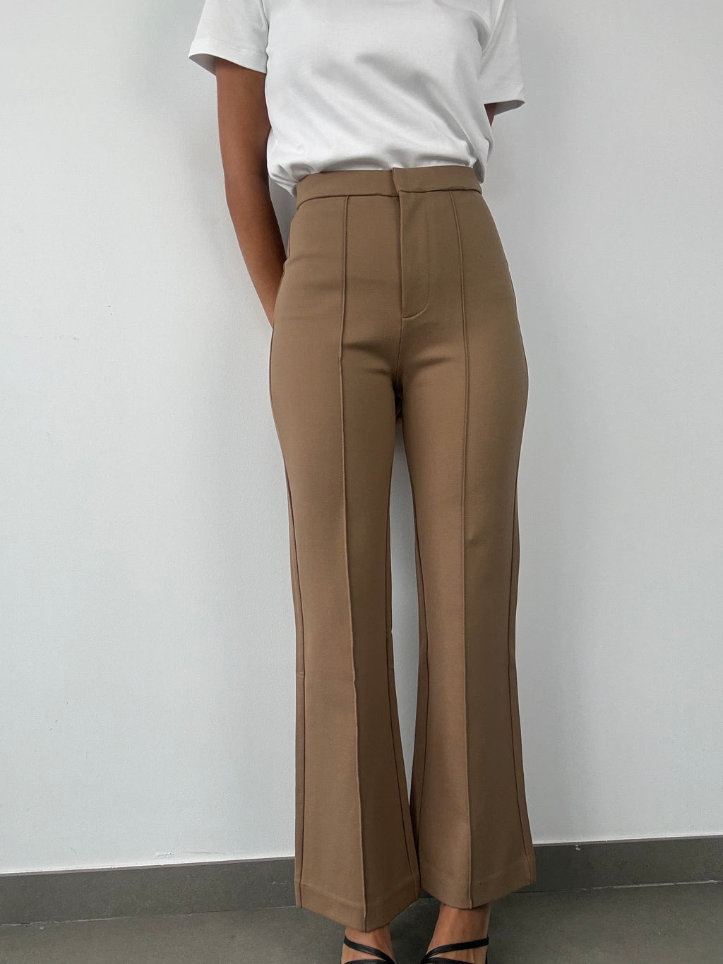 PANTALÓN AVELIA CAMEL