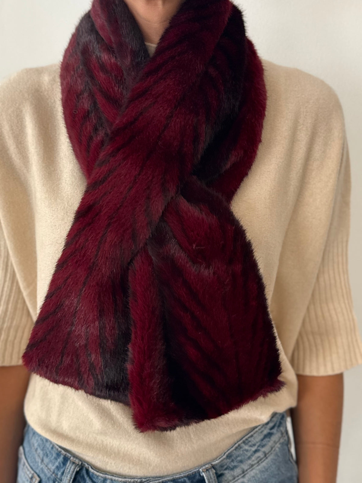 CUELLO JASPEADO BURDEOS