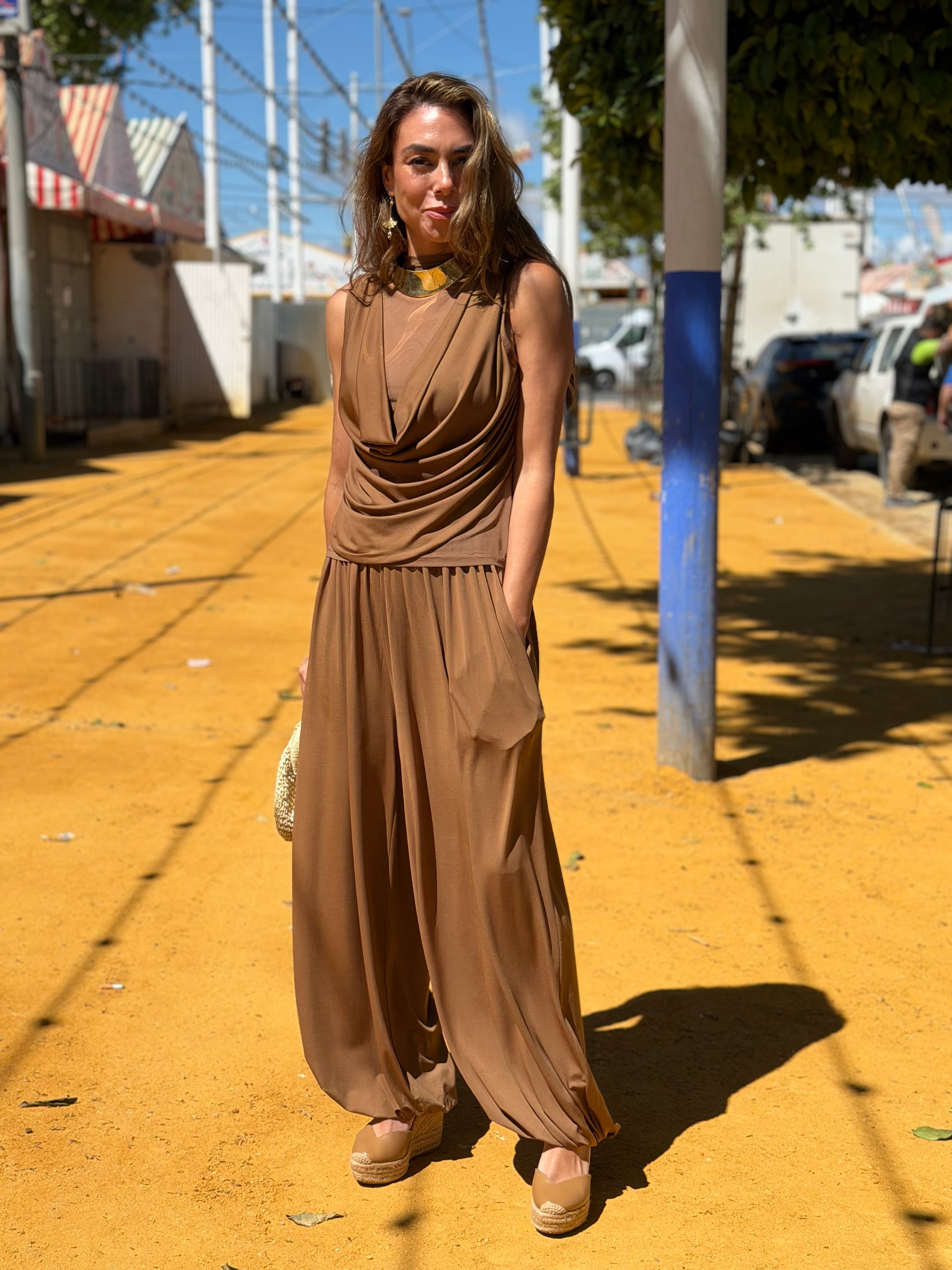 CONJUNTO VERA CAMEL