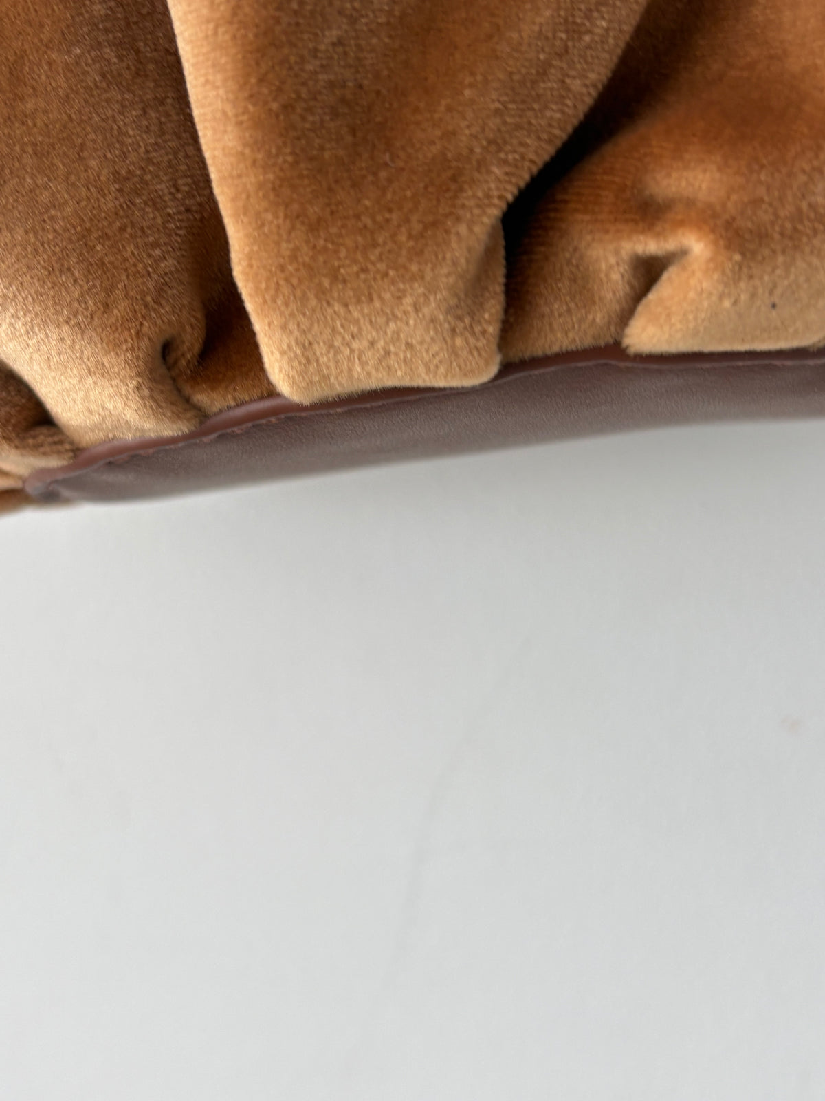 BOLSO VALENTINA CAMEL