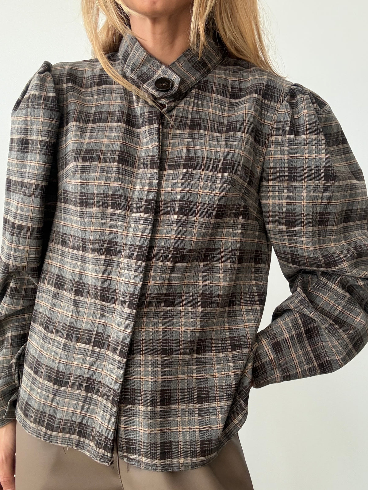 CAMISA LEA