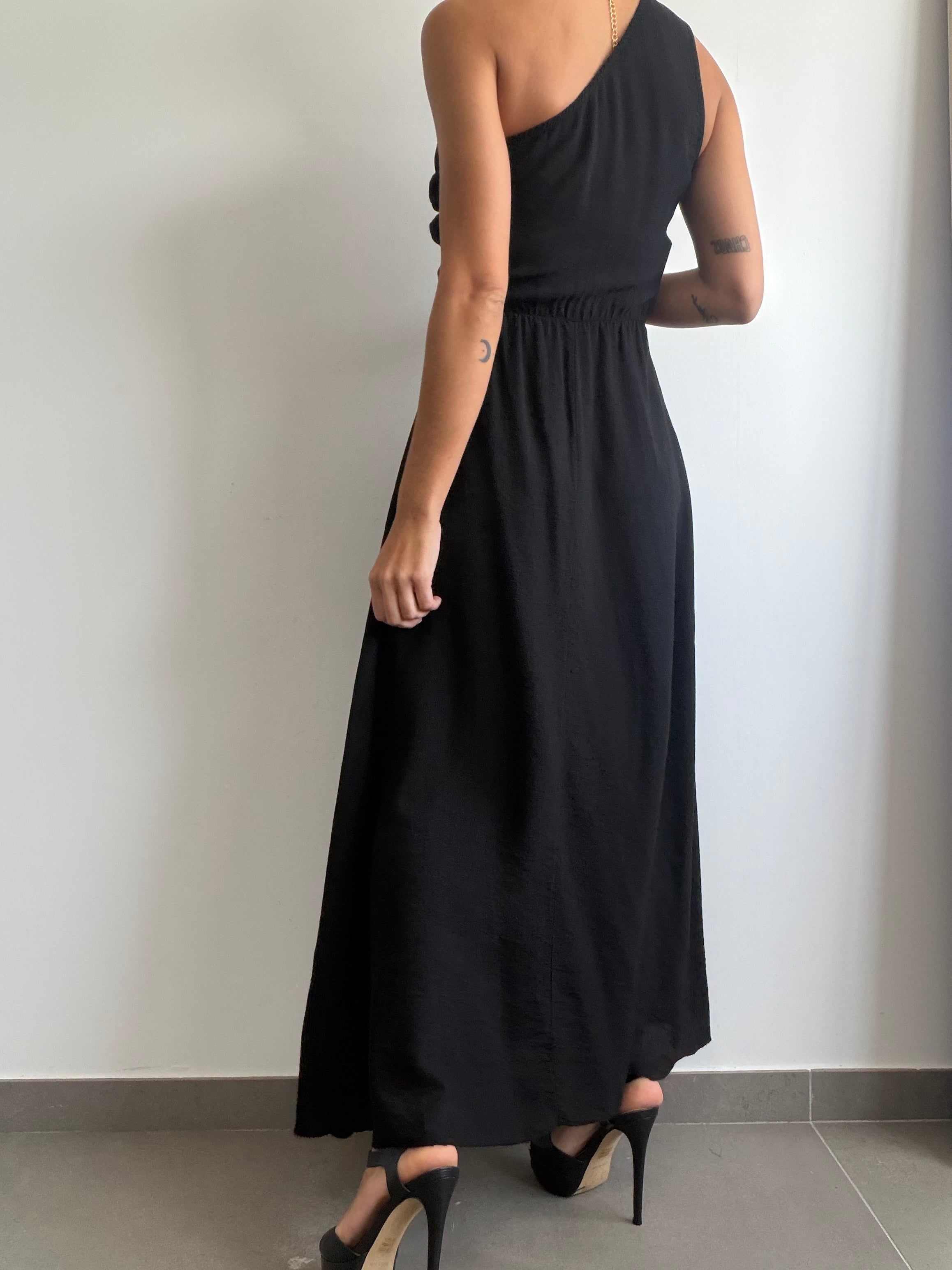 VESTIDO NYX NEGRO