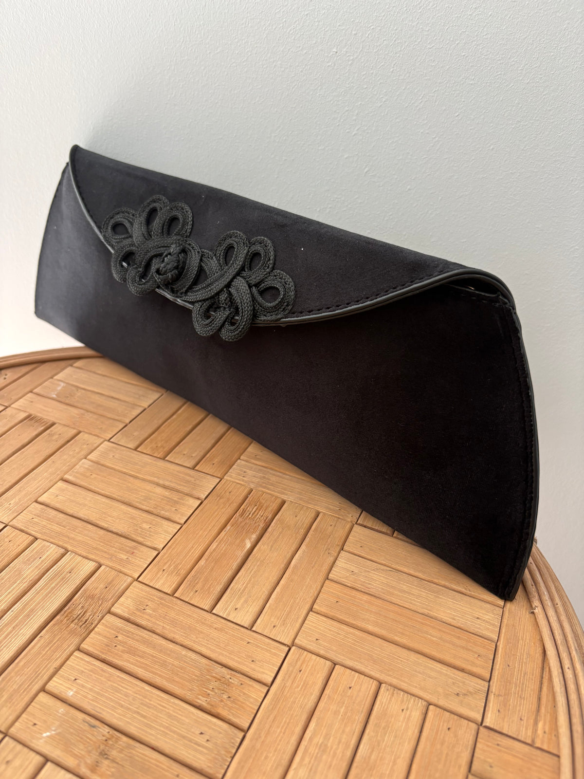 BOLSO FILIGRANA NEGRO