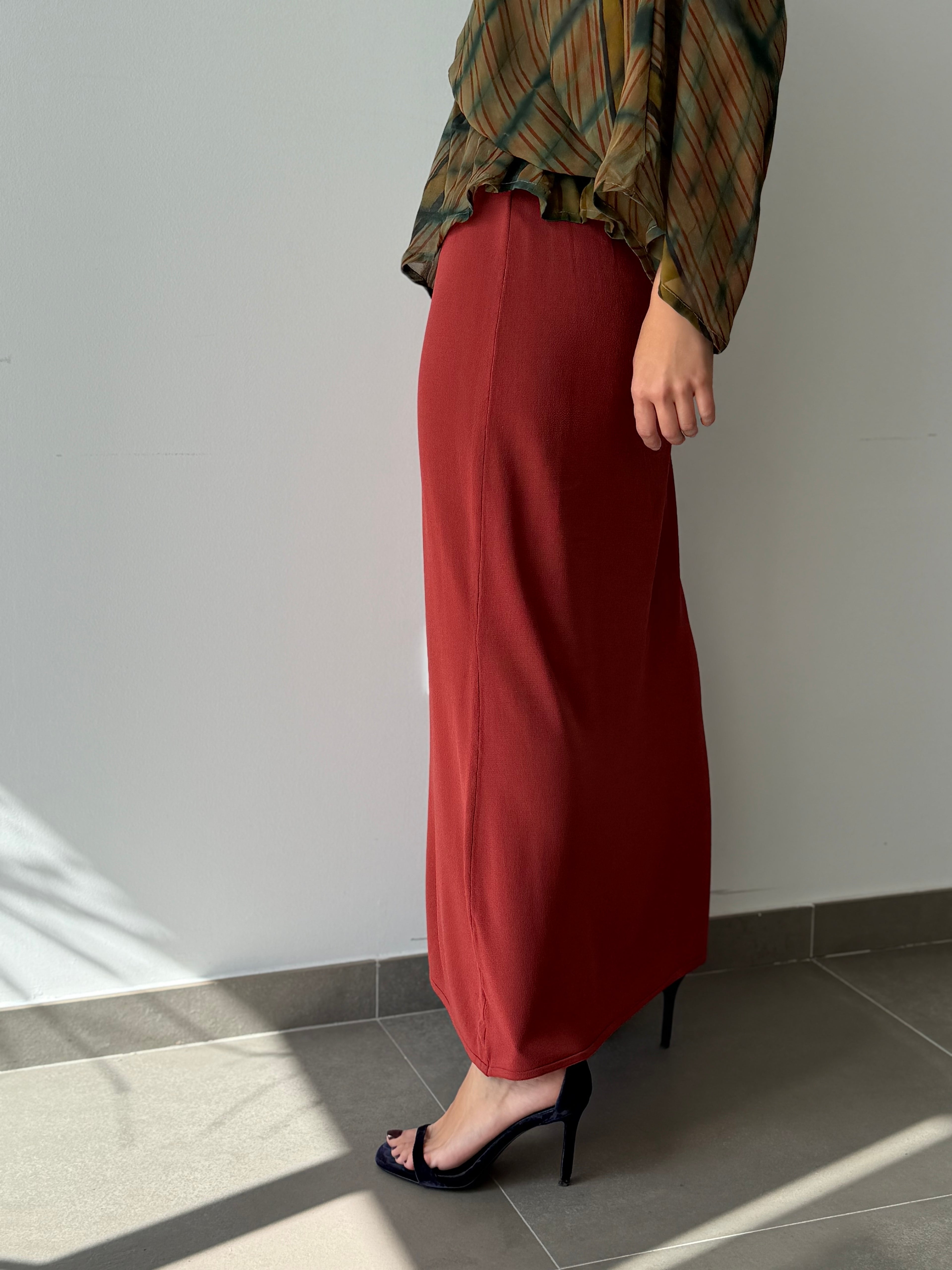 FALDA ELVIRA CALDERA