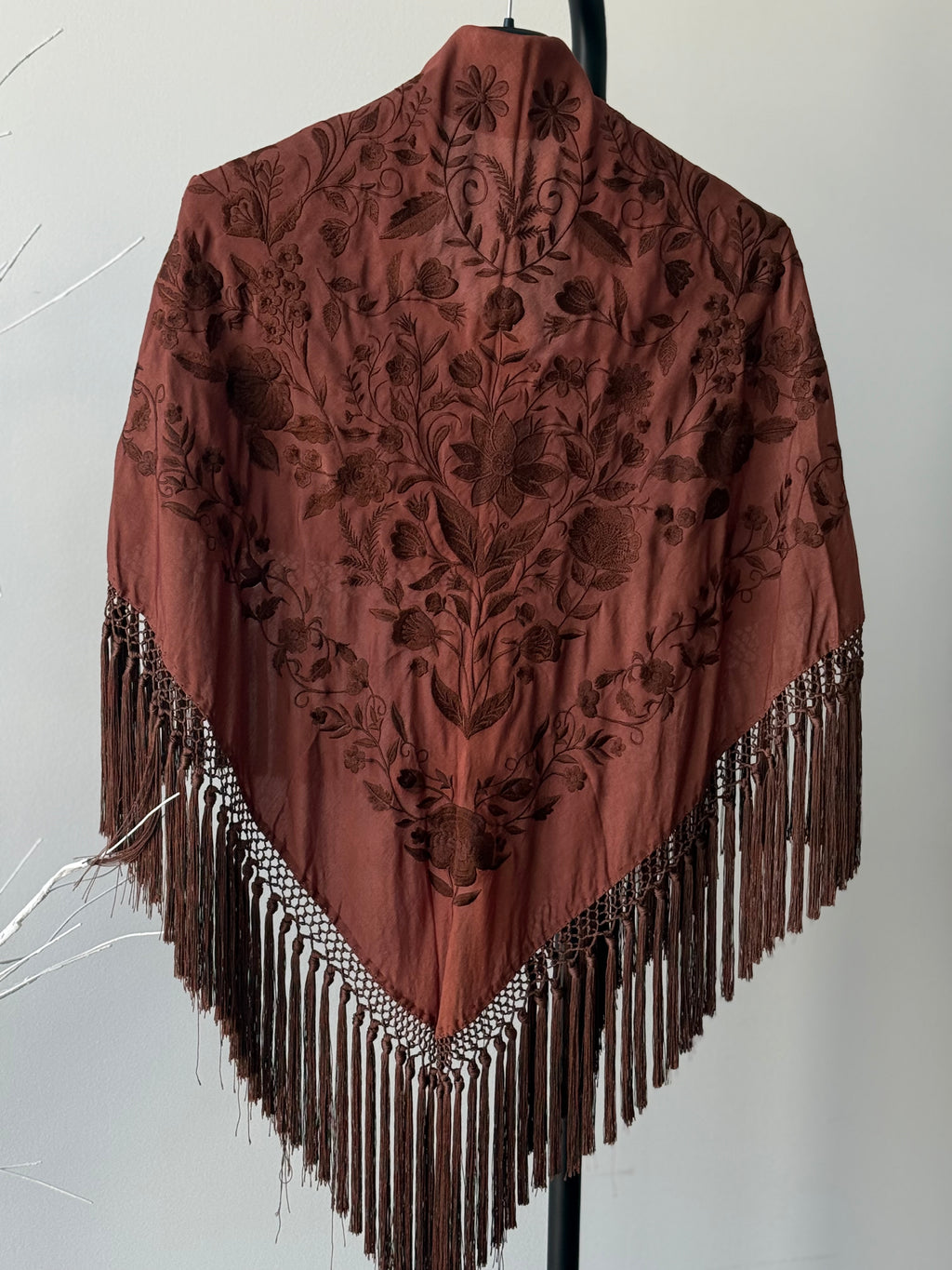 MANTÓN LISO MARRÓN
